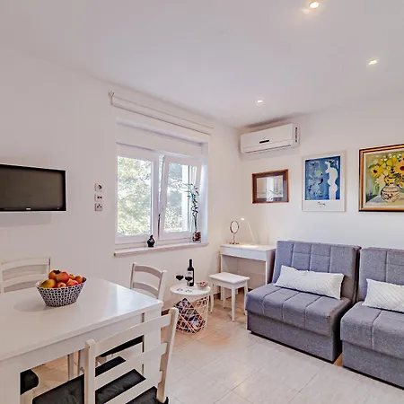 Vila Inga Apartmán *