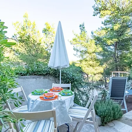 Apartment Inga - Postira