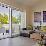 Apartment Inga - Postira